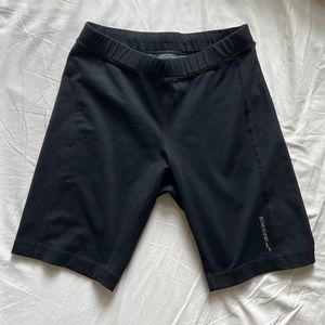 Brooks half right (black, size small)